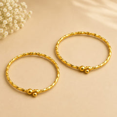 Elegant Twisted kids Bangles
Size: 2-4 years